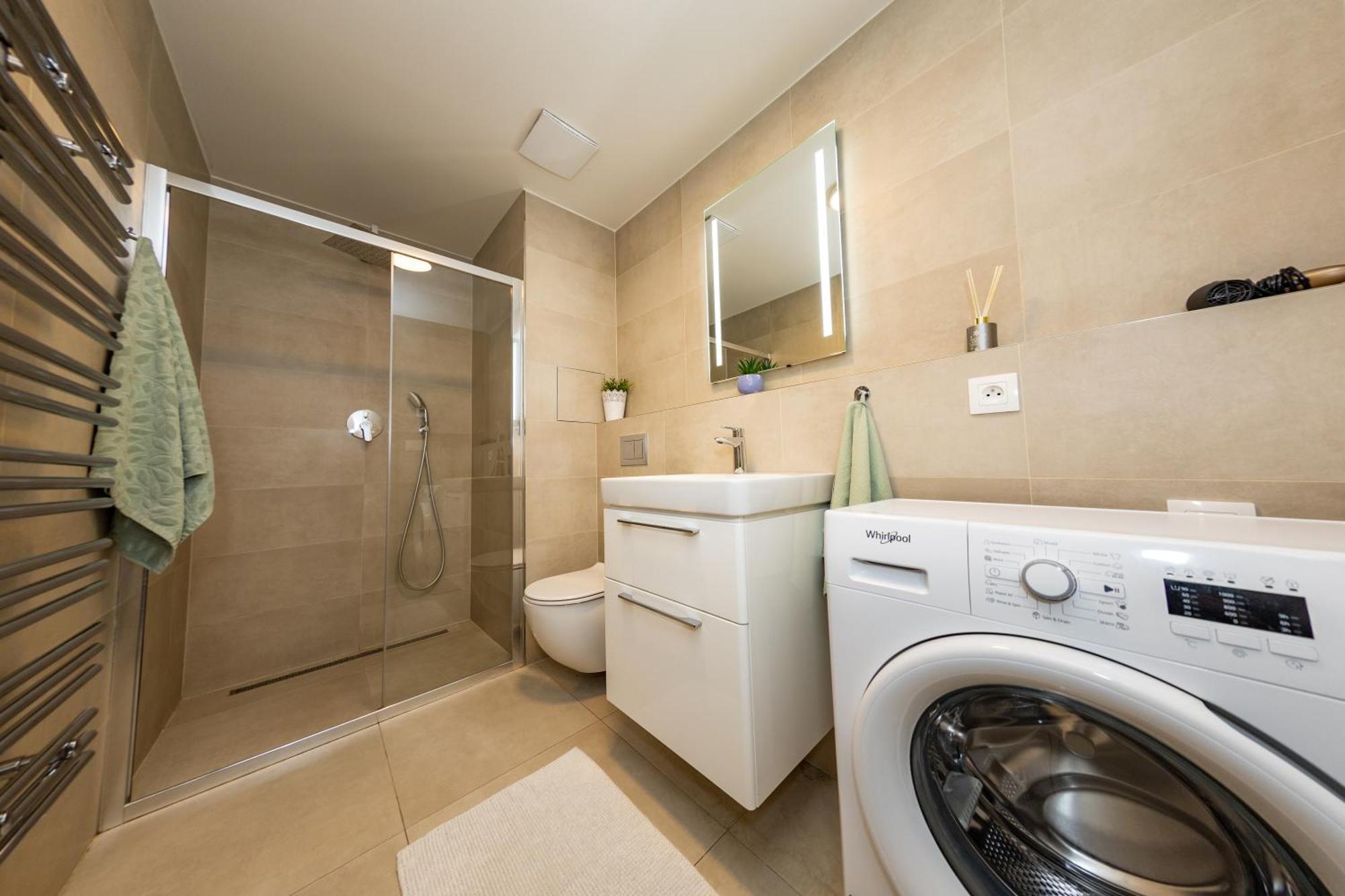 פראג Lovely Studio Apartment, Free Parking 1,55 Hight מראה חיצוני תמונה